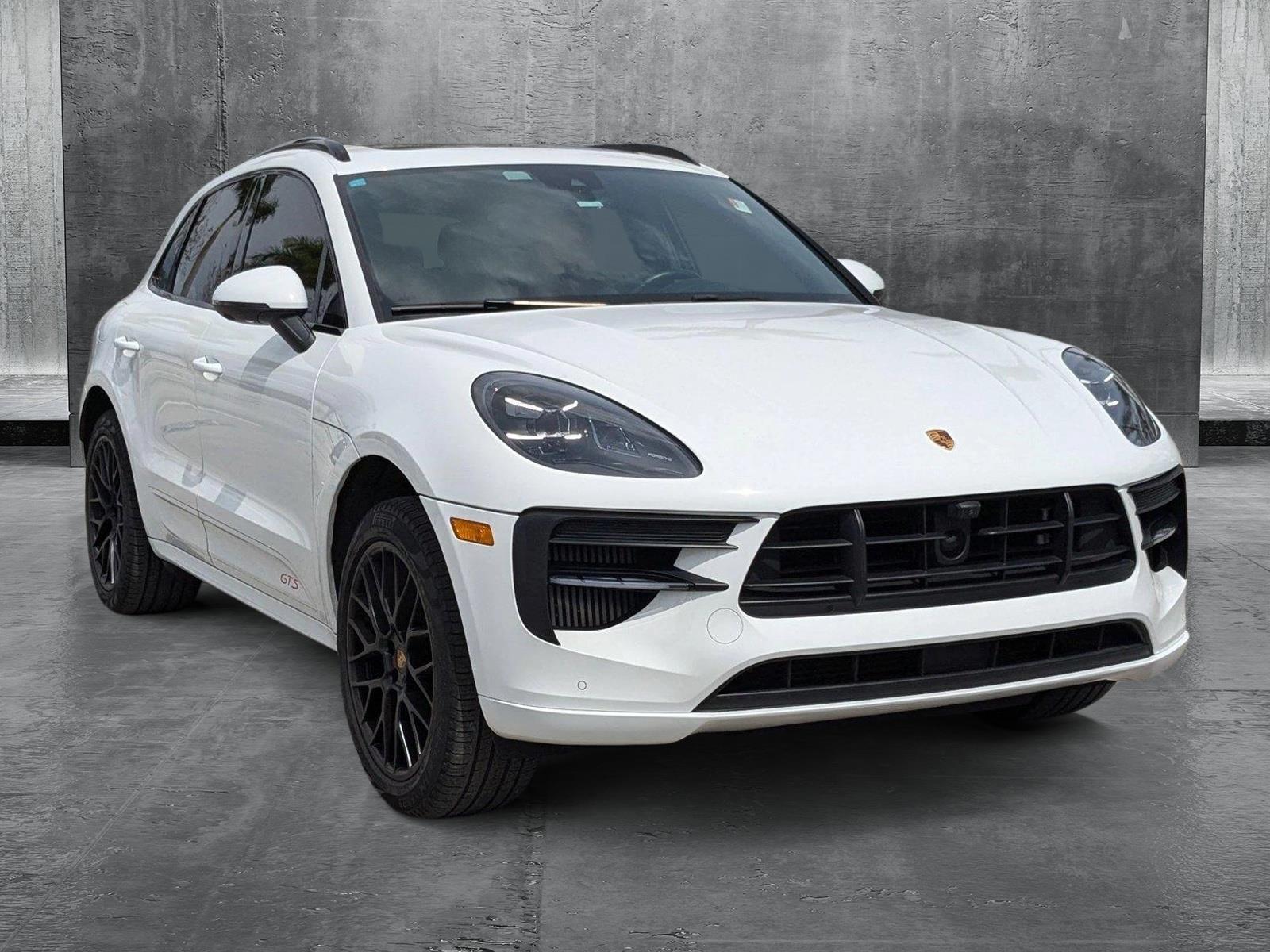 2021 Porsche Macan Vehicle Photo in Miami, FL 33169