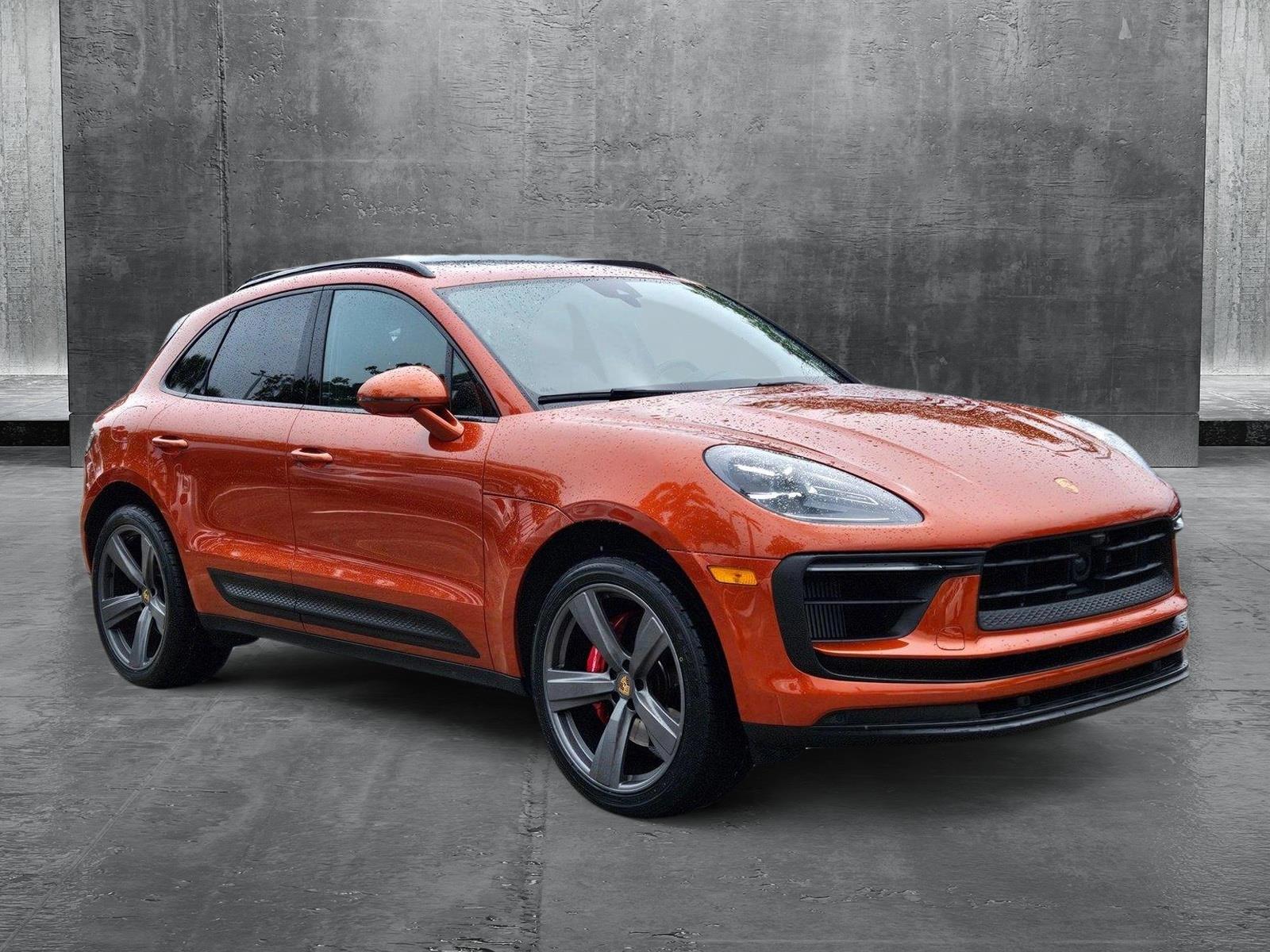 2022 Porsche Macan Vehicle Photo in Pembroke Pines , FL 33027