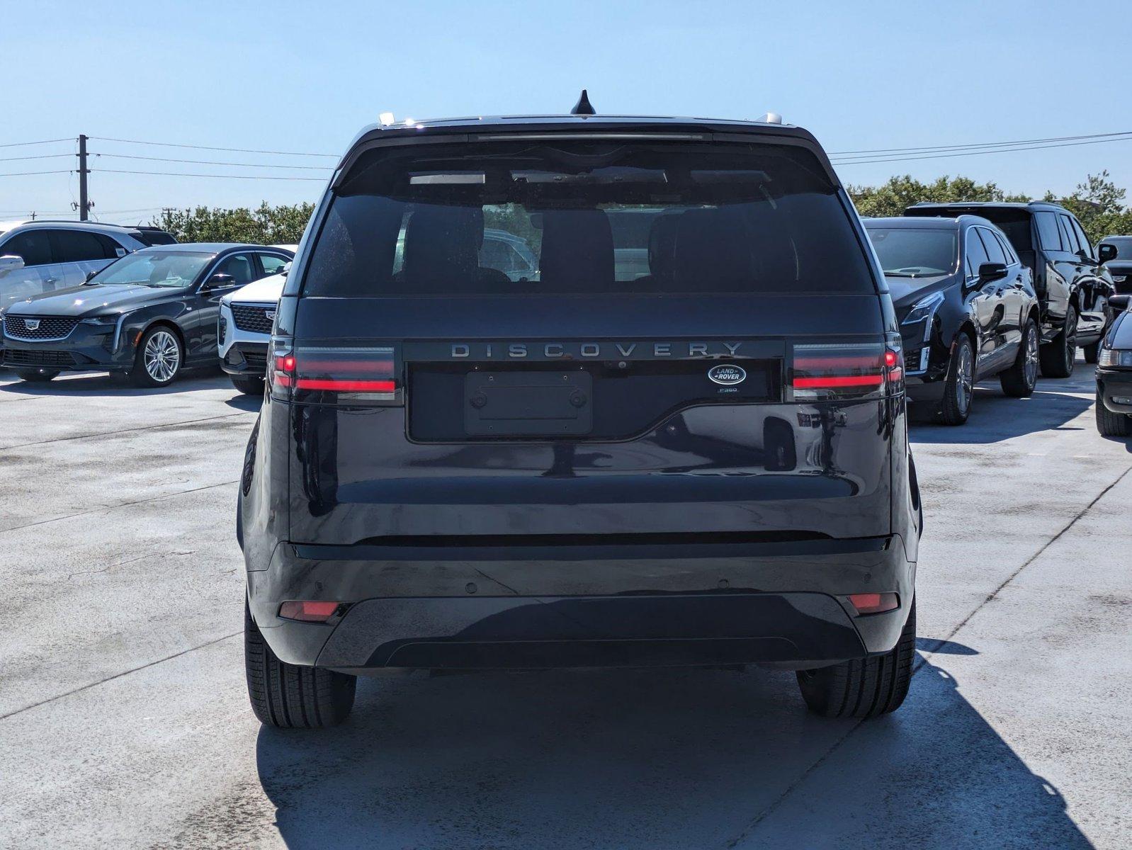 2022 Land Rover Discovery Vehicle Photo in WEST PALM BEACH, FL 33407-3296