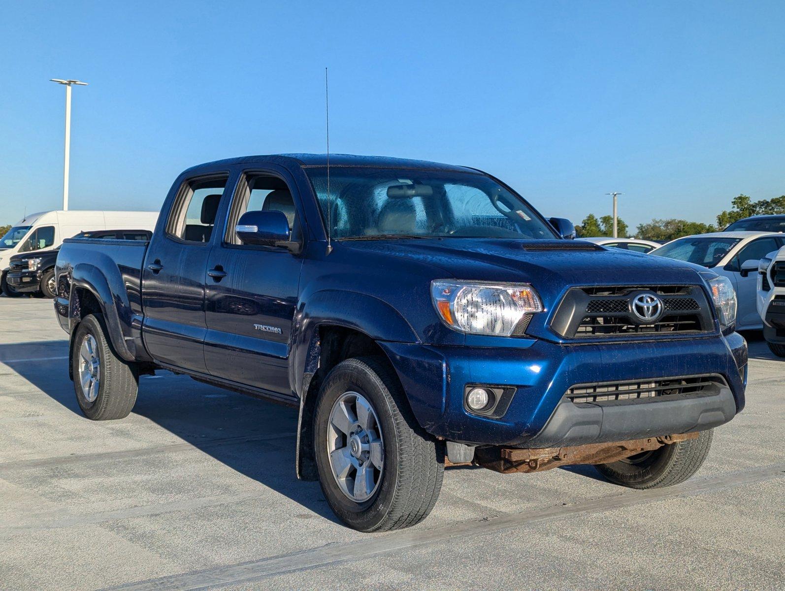 2015 Toyota Tacoma Vehicle Photo in Ft. Myers, FL 33907