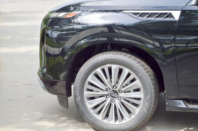 2025 INFINITI QX80 Vehicle Photo in Houston, TX 77090