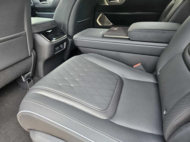 2025 INFINITI QX80 Vehicle Photo in Fort Worth, TX 76132