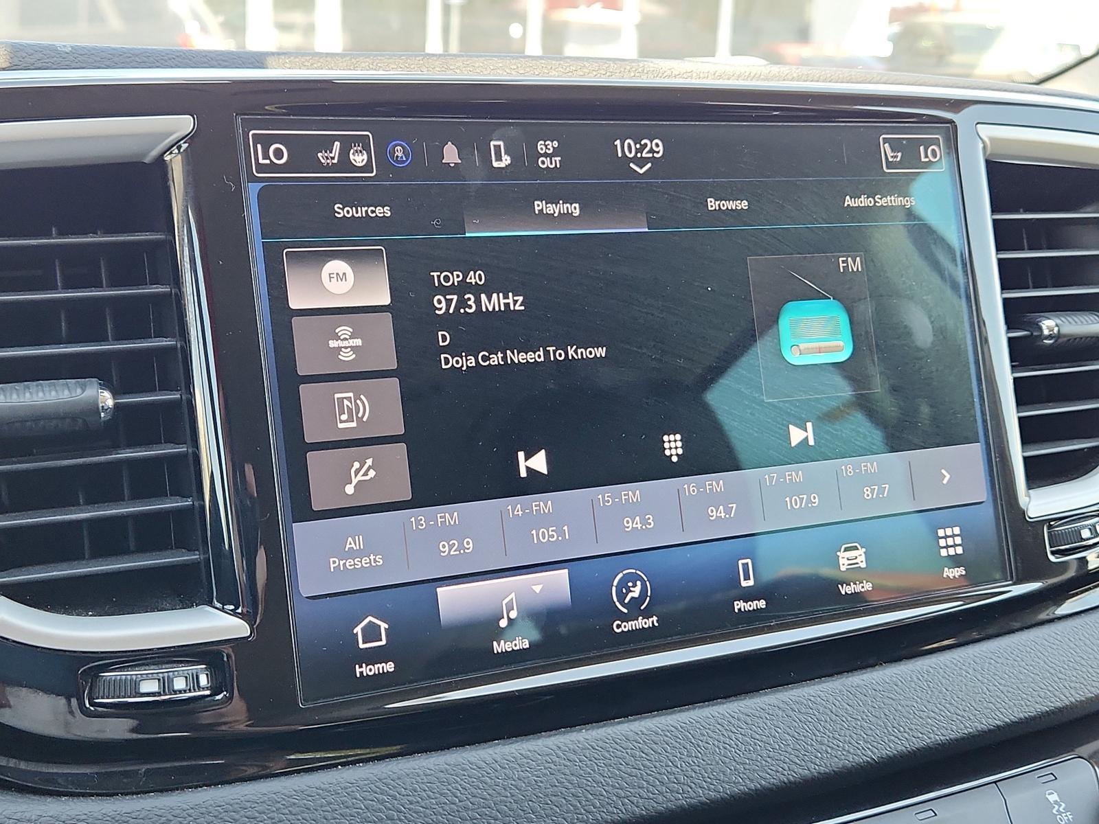 2022 Chrysler Pacifica Vehicle Photo in Albuquerque, NM 87110