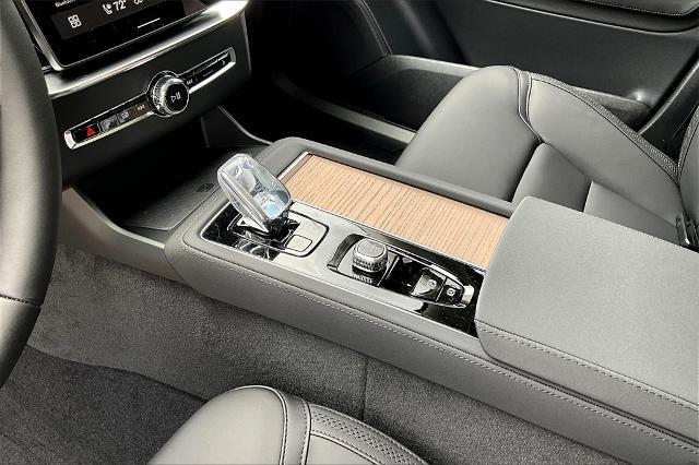 2025 Volvo XC90 Vehicle Photo in Grapevine, TX 76051