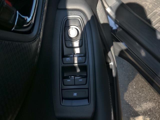 2025 Subaru Outback Vehicle Photo in Green Bay, WI 54304
