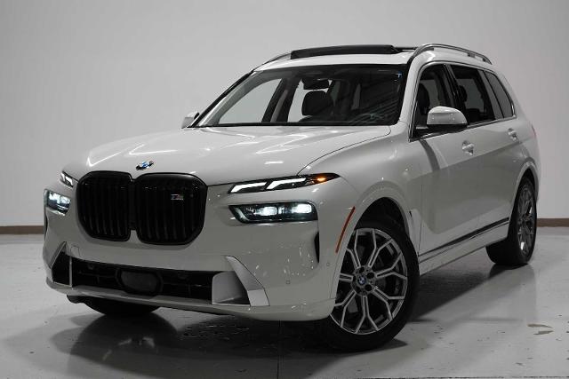 2024 BMW X7 xDrive40i Vehicle Photo in GRAPEVINE, TX 76051