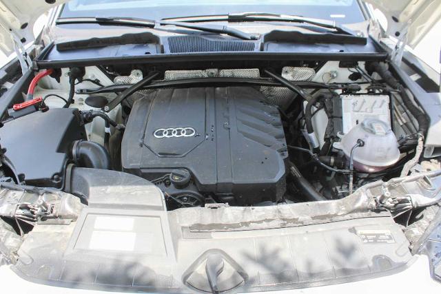 2024 Audi Q5 Vehicle Photo in HOUSTON, TX 77090