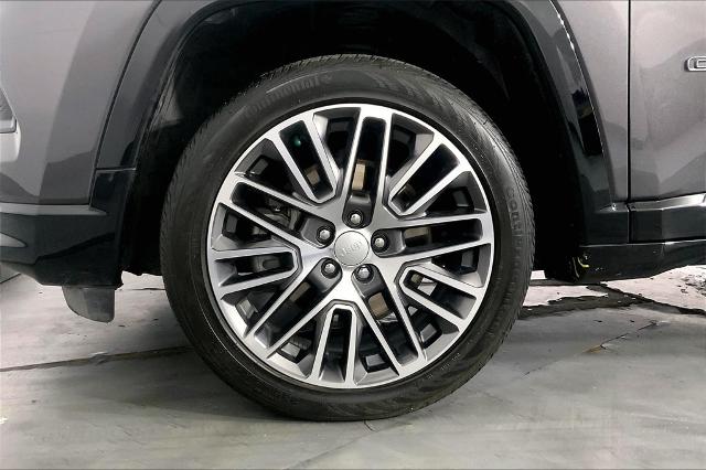 2023 Jeep Compass Vehicle Photo in Kansas City, MO 64114