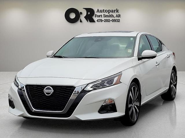 Certified 2022 Nissan Altima Platinum with VIN 1N4BL4FW4NN401960 for sale in Fort Smith, AR