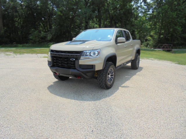 Used 2022 Chevrolet Colorado ZR2 with VIN 1GCGTEEN5N1117744 for sale in Kansas City