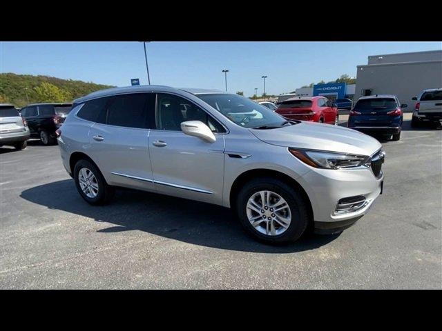 Used 2021 Buick Enclave Essence with VIN 5GAERBKW5MJ240736 for sale in Linn, MO