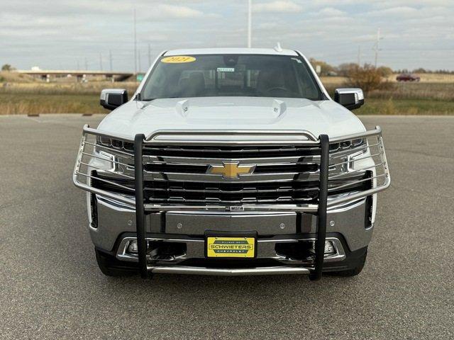 Used 2021 Chevrolet Silverado 1500 LTZ with VIN 1GCUYGEL5MZ240183 for sale in Willmar, Minnesota