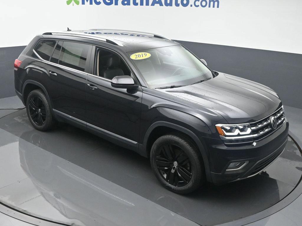 2019 Volkswagen Atlas Vehicle Photo in Marion, IA 52302