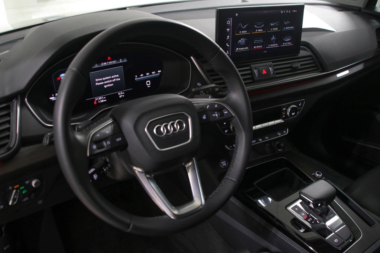 2023 Audi Q5 Vehicle Photo in SUGAR LAND, TX 77478