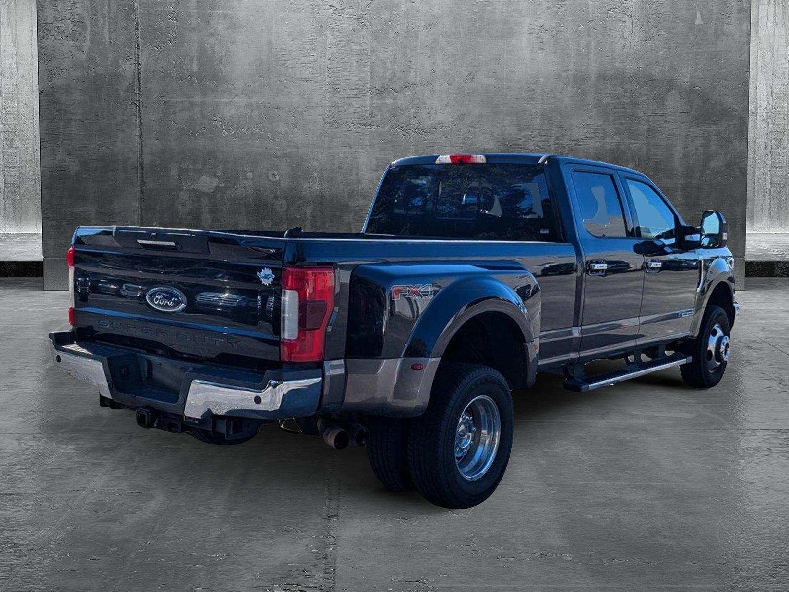 2018 Ford Super Duty F-350 DRW Vehicle Photo in Panama City, FL 32401