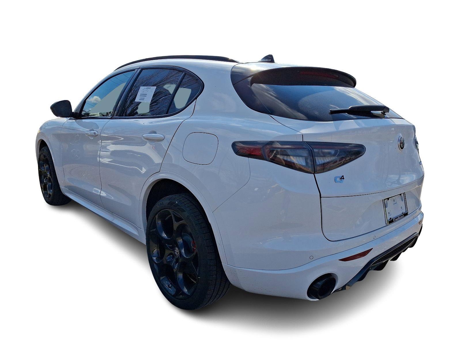 2025 Alfa Romeo Stelvio Vehicle Photo in Willow Grove, PA 19090