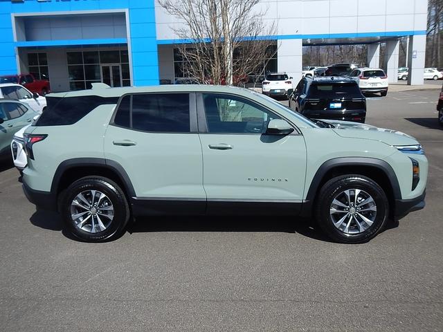 2025 Chevrolet Equinox Vehicle Photo in JASPER, GA 30143-8655