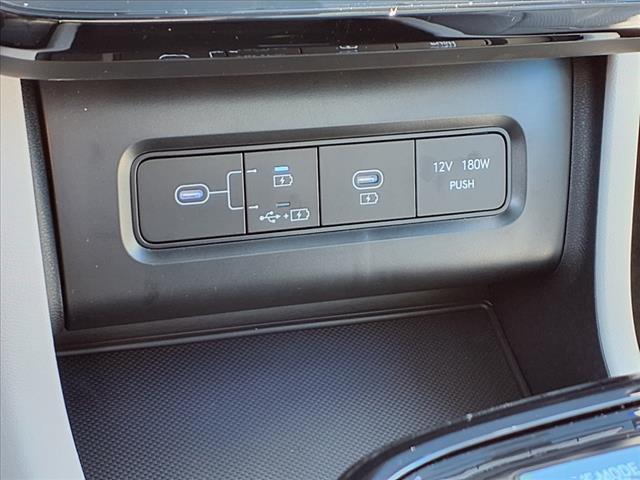 2025 Hyundai TUCSON Vehicle Photo in Peoria, IL 61615