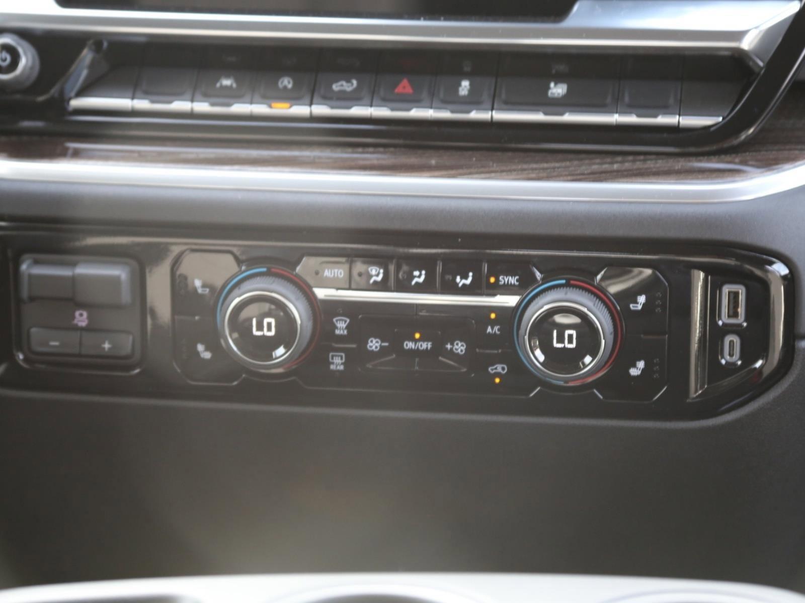 2025 Chevrolet Silverado 1500 Vehicle Photo in LOS ANGELES, CA 90007-3794