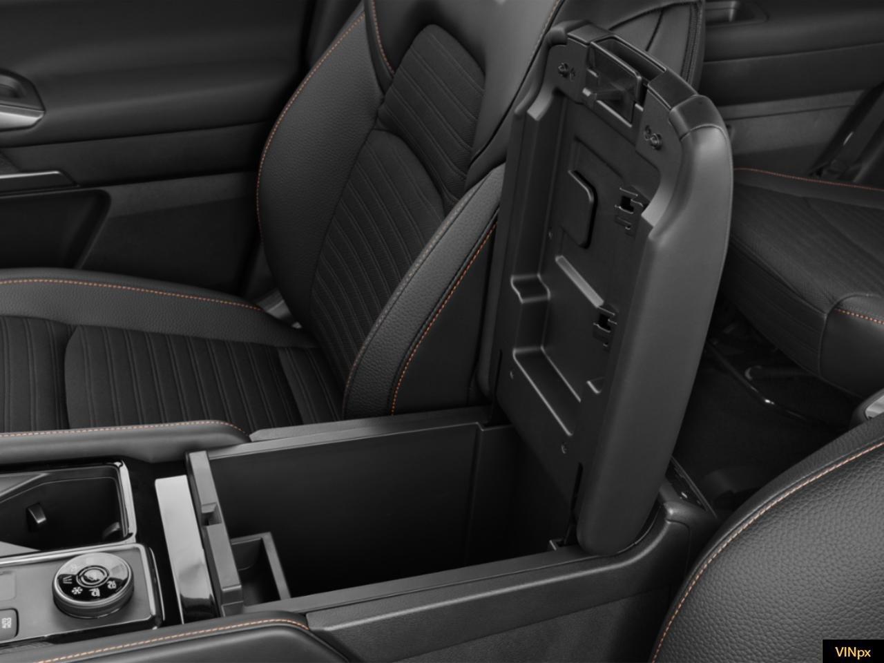 2025 Nissan Pathfinder Vehicle Photo in Albuquerque, NM 87110