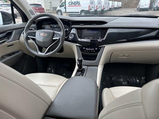 2021 Cadillac XT6 Vehicle Photo in MEDINA, OH 44256-9631