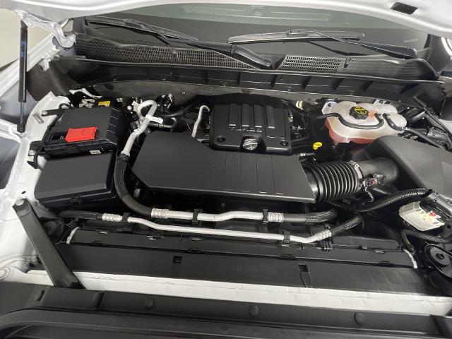 2024 GMC Sierra 1500 Vehicle Photo in GILBERT, AZ 85297-0402