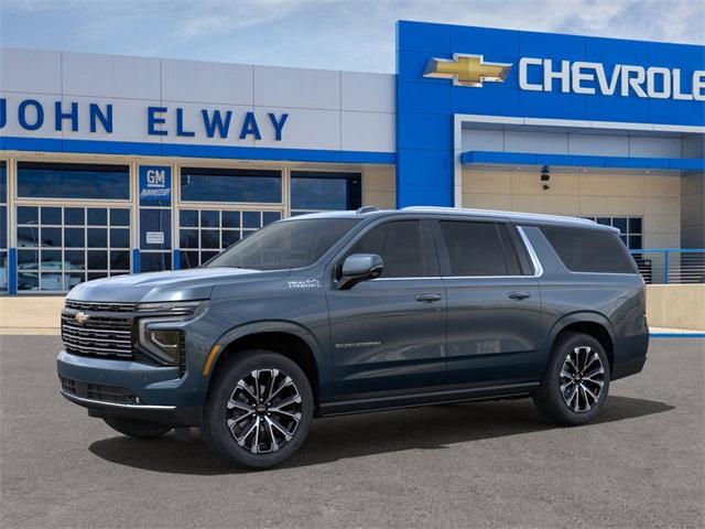 2025 Chevrolet Suburban Vehicle Photo in ENGLEWOOD, CO 80113-6708