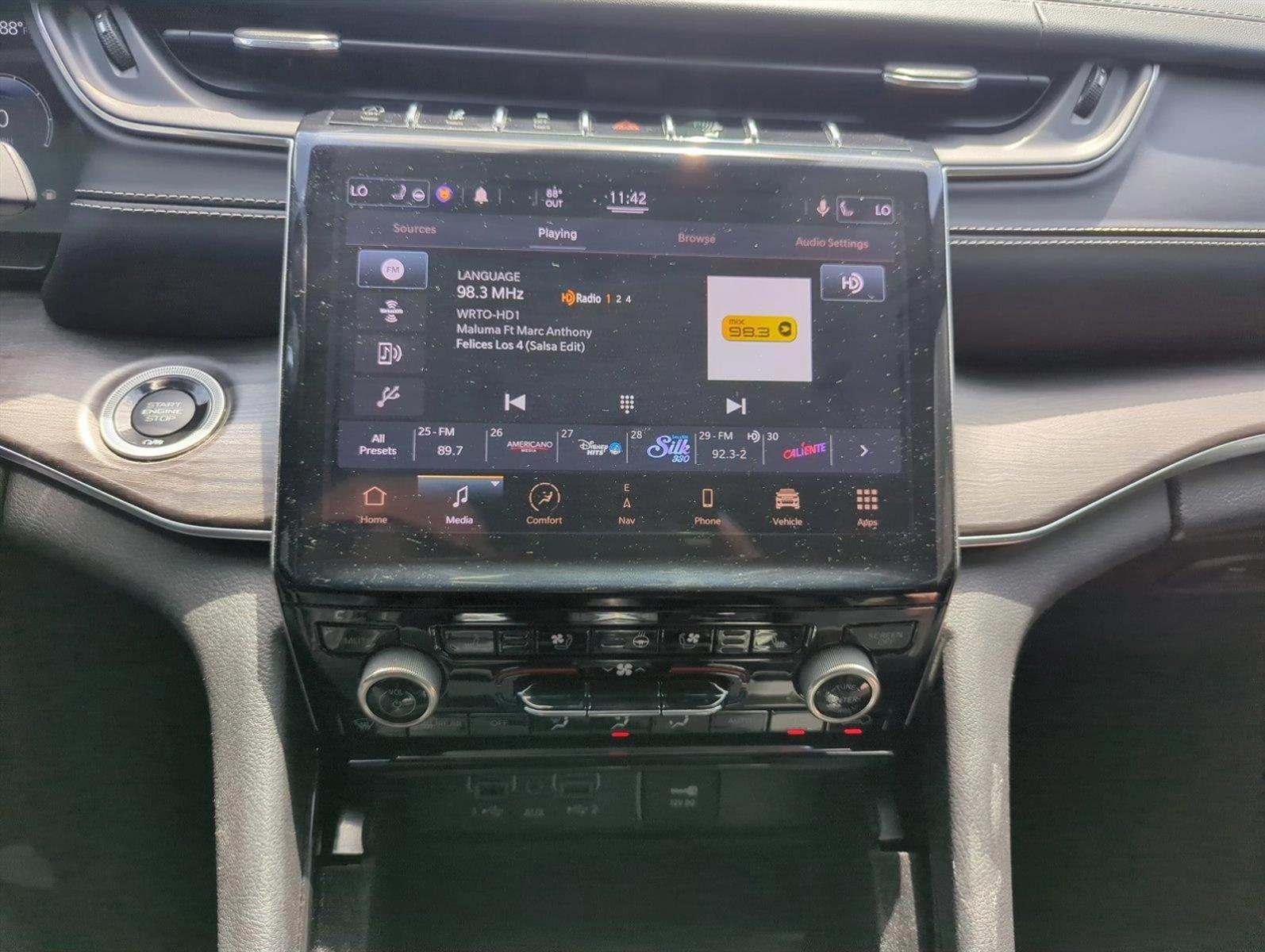 2021 Jeep Grand Cherokee L Vehicle Photo in Pembroke Pines, FL 33027