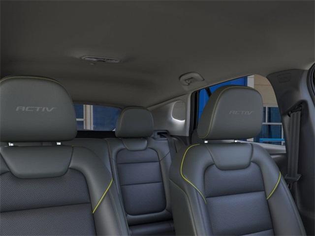 2025 Chevrolet Trax Vehicle Photo in ENGLEWOOD, CO 80113-6708