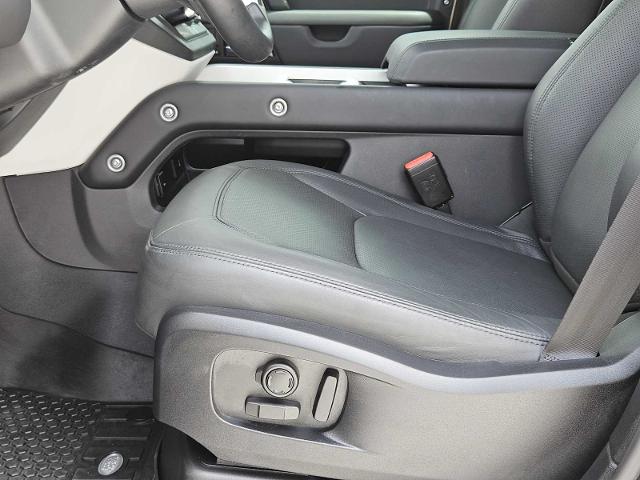 2025 Defender Vehicle Photo in AUSTIN, TX 78717