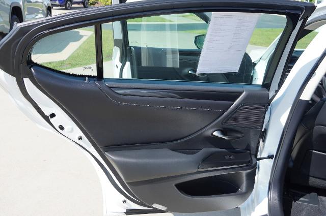 2021 Lexus ES 300h Vehicle Photo in Riverdale, UT 84405