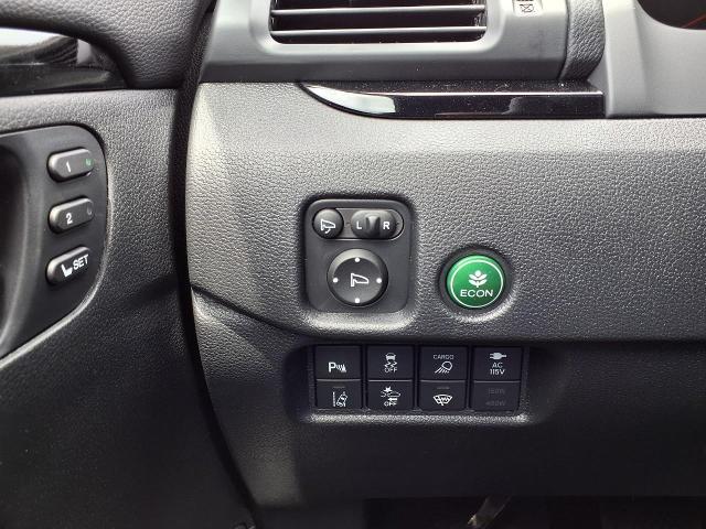 2025 Honda Ridgeline Vehicle Photo in Oshkosh, WI 54904