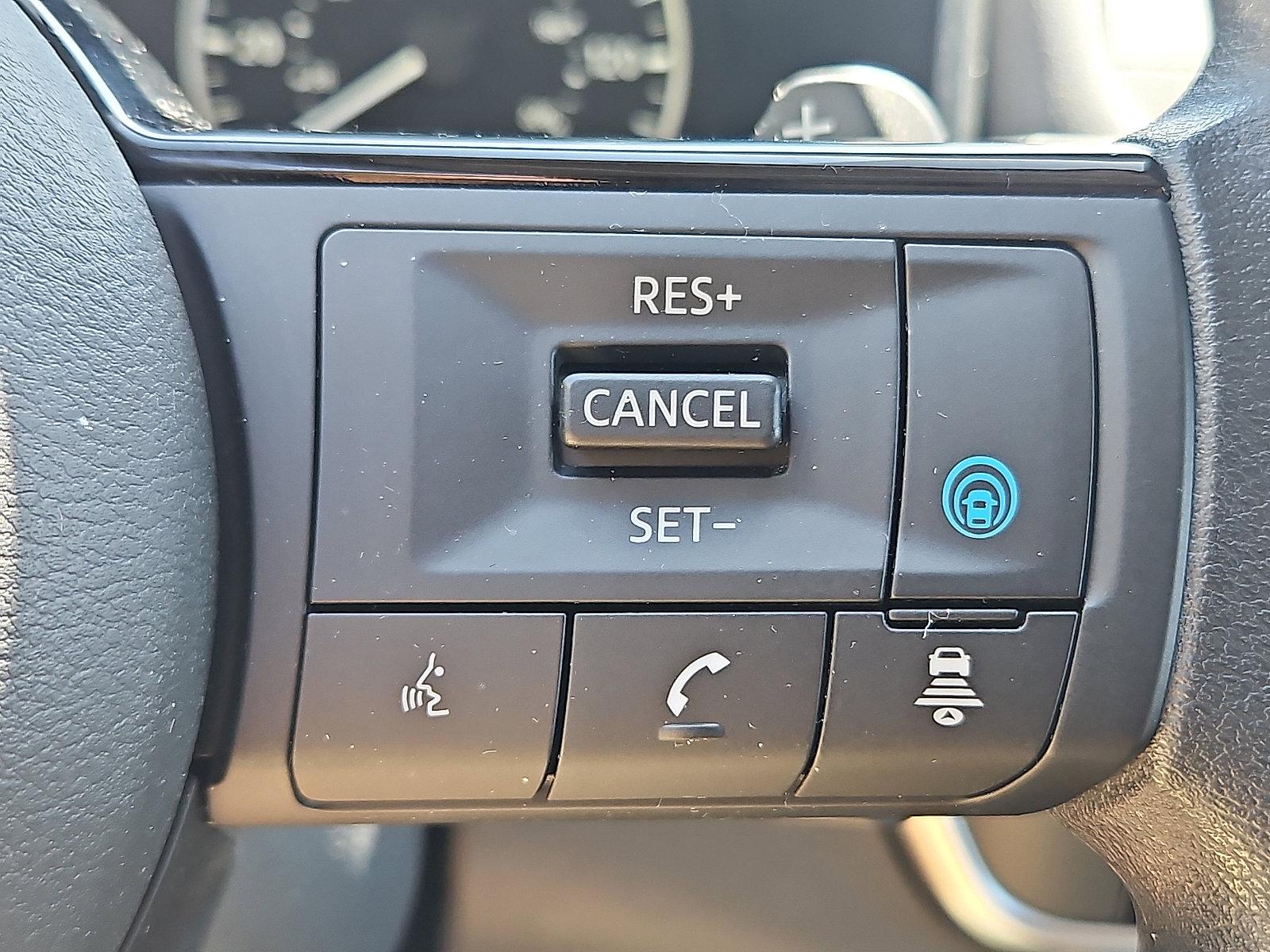 2023 Nissan Rogue Vehicle Photo in Jenkintown, PA 19046