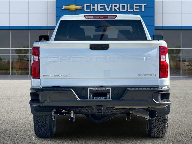 2025 Chevrolet Silverado 2500 HD Vehicle Photo in RIVERSIDE, CA 92504-4106