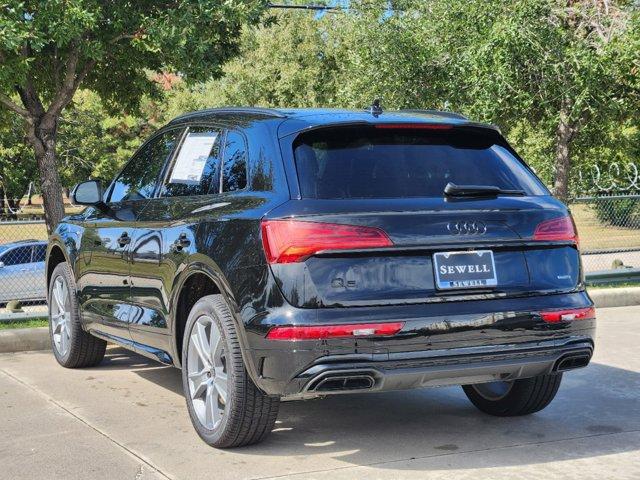 2025 Audi Q5 Vehicle Photo in HOUSTON, TX 77090