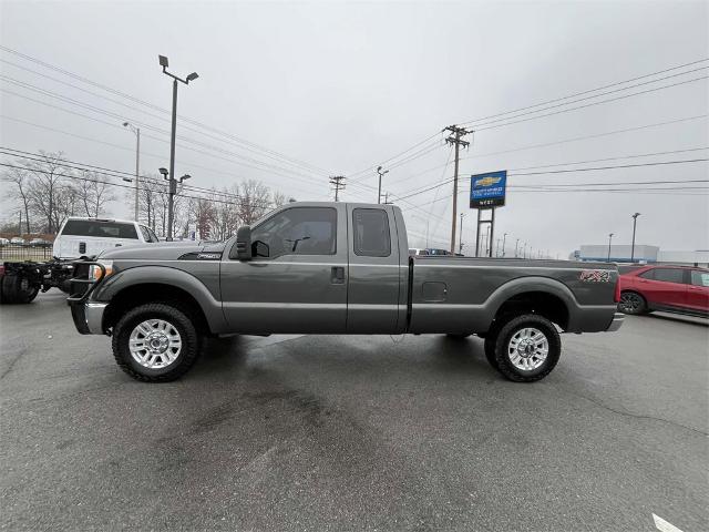 2014 Ford Super Duty F-250 SRW Vehicle Photo in ALCOA, TN 37701-3235