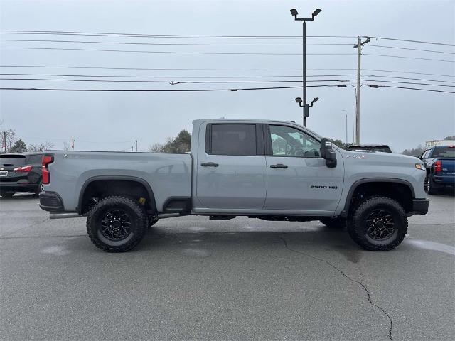 2025 Chevrolet Silverado 2500 HD Vehicle Photo in ALCOA, TN 37701-3235