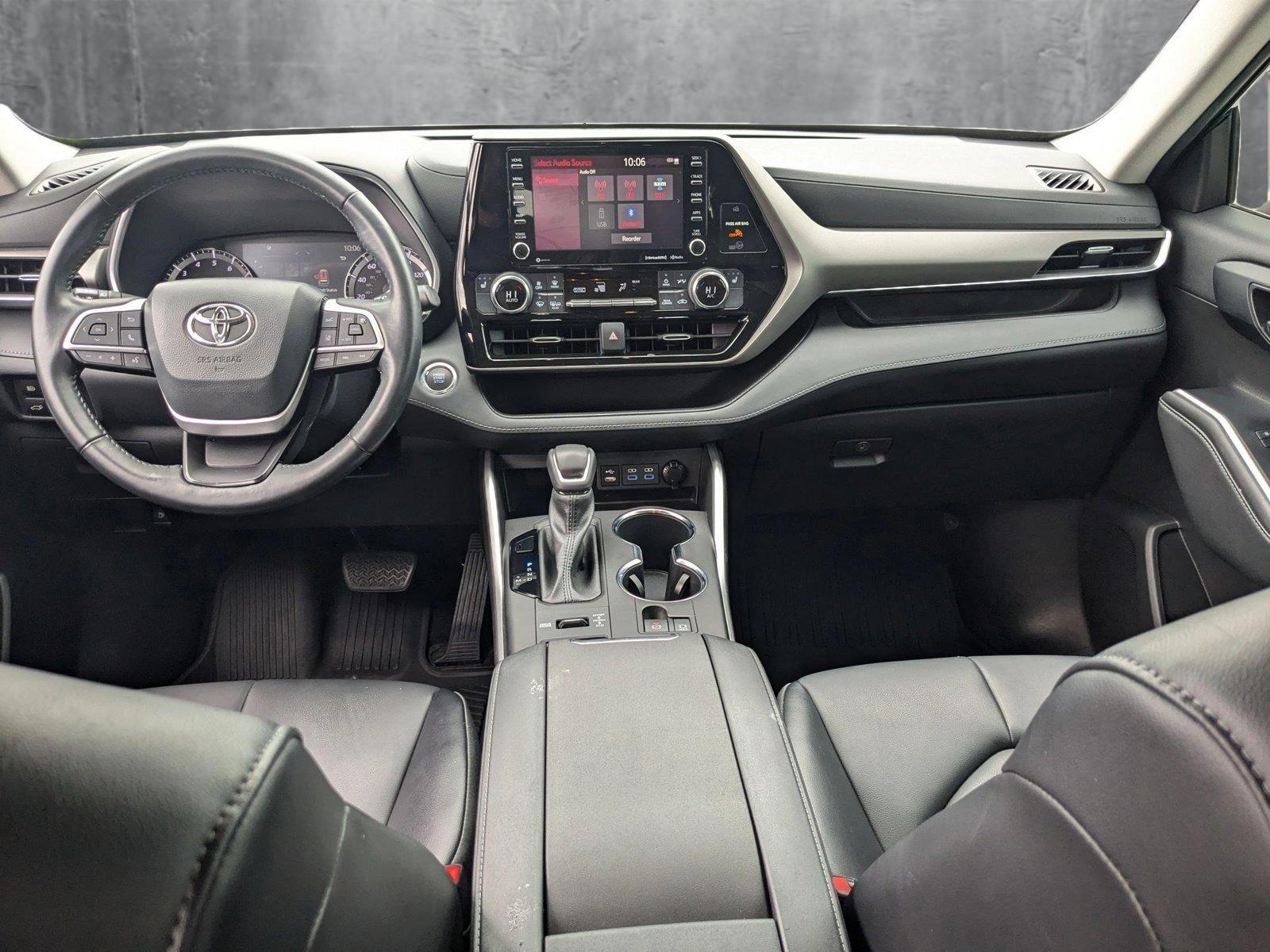 2022 Toyota Highlander Vehicle Photo in Winter Park, FL 32792