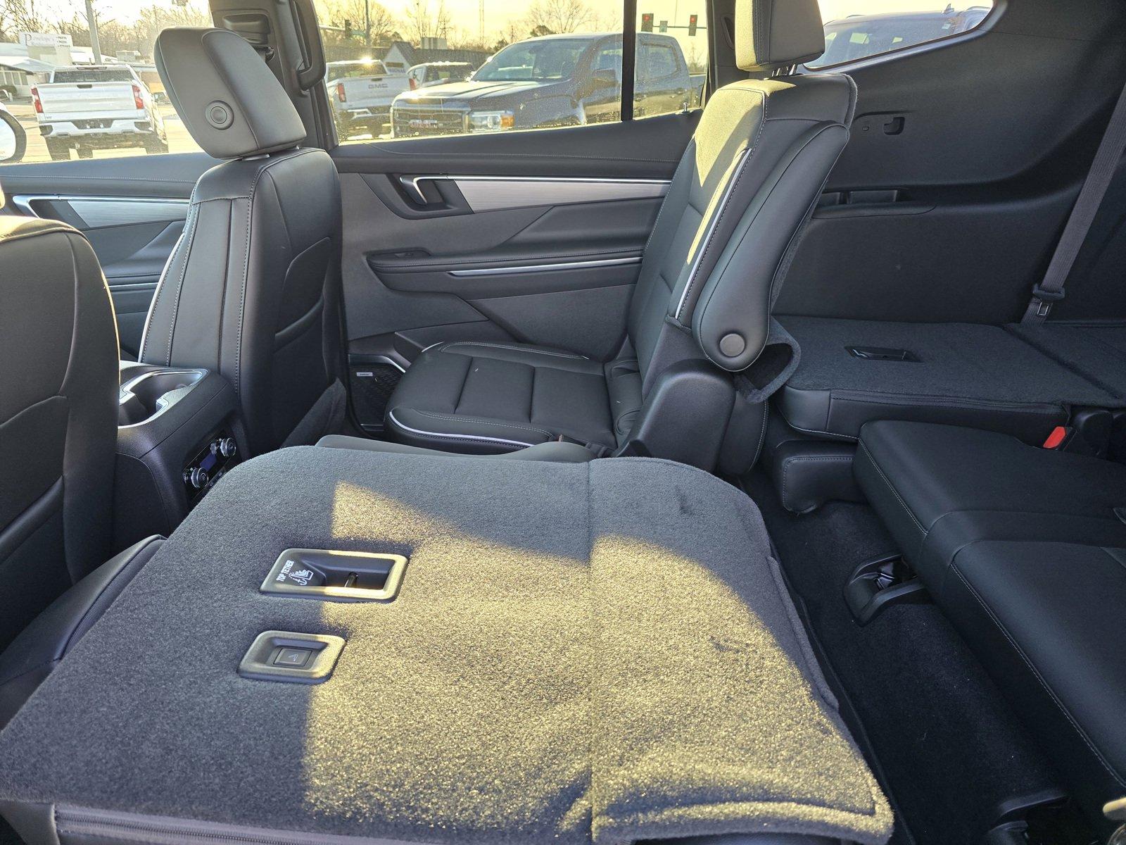 2025 Buick Enclave Vehicle Photo in Rolla, MO 65401