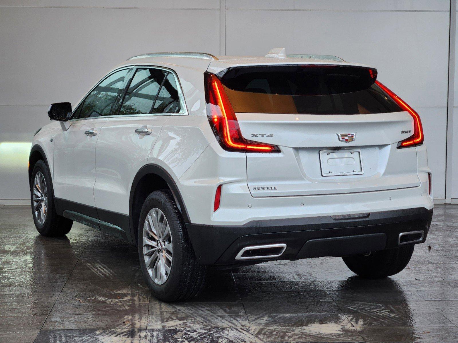 2025 Cadillac XT4 Vehicle Photo in HOUSTON, TX 77079-1502