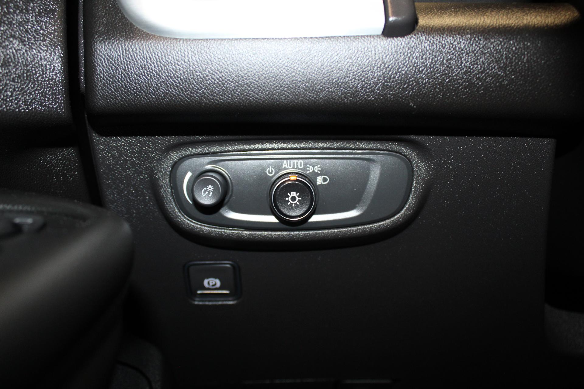 2024 GMC Terrain Vehicle Photo in NORTHAMPTON, MA 01060-1120