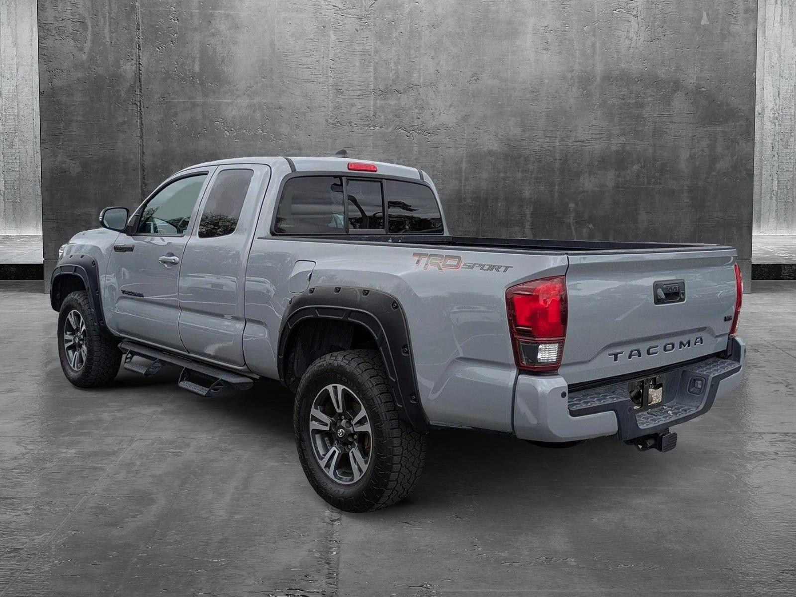 2019 Toyota Tacoma 2WD Vehicle Photo in Clearwater, FL 33761