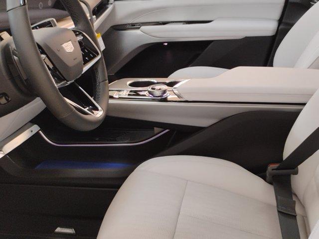 2025 Cadillac LYRIQ Vehicle Photo in PINEVILLE, NC 28134-8495