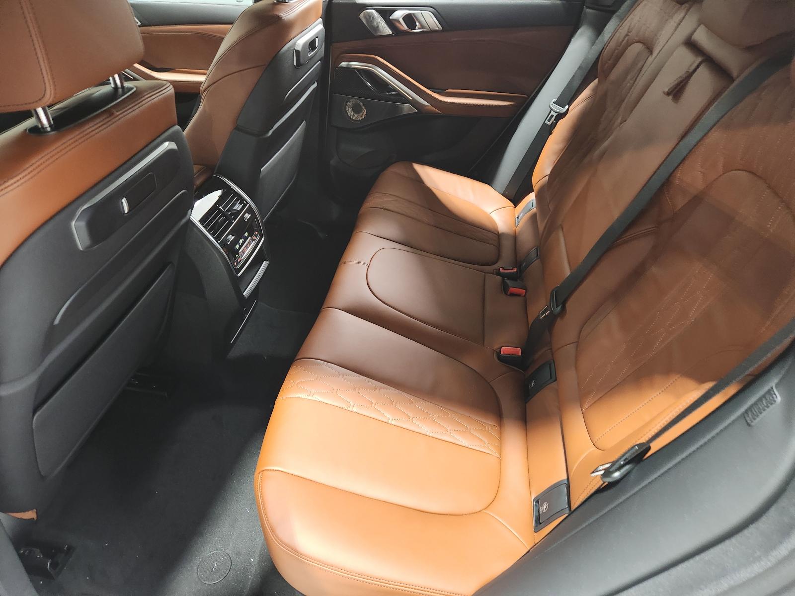2025 BMW X6 M60i Vehicle Photo in GRAPEVINE, TX 76051