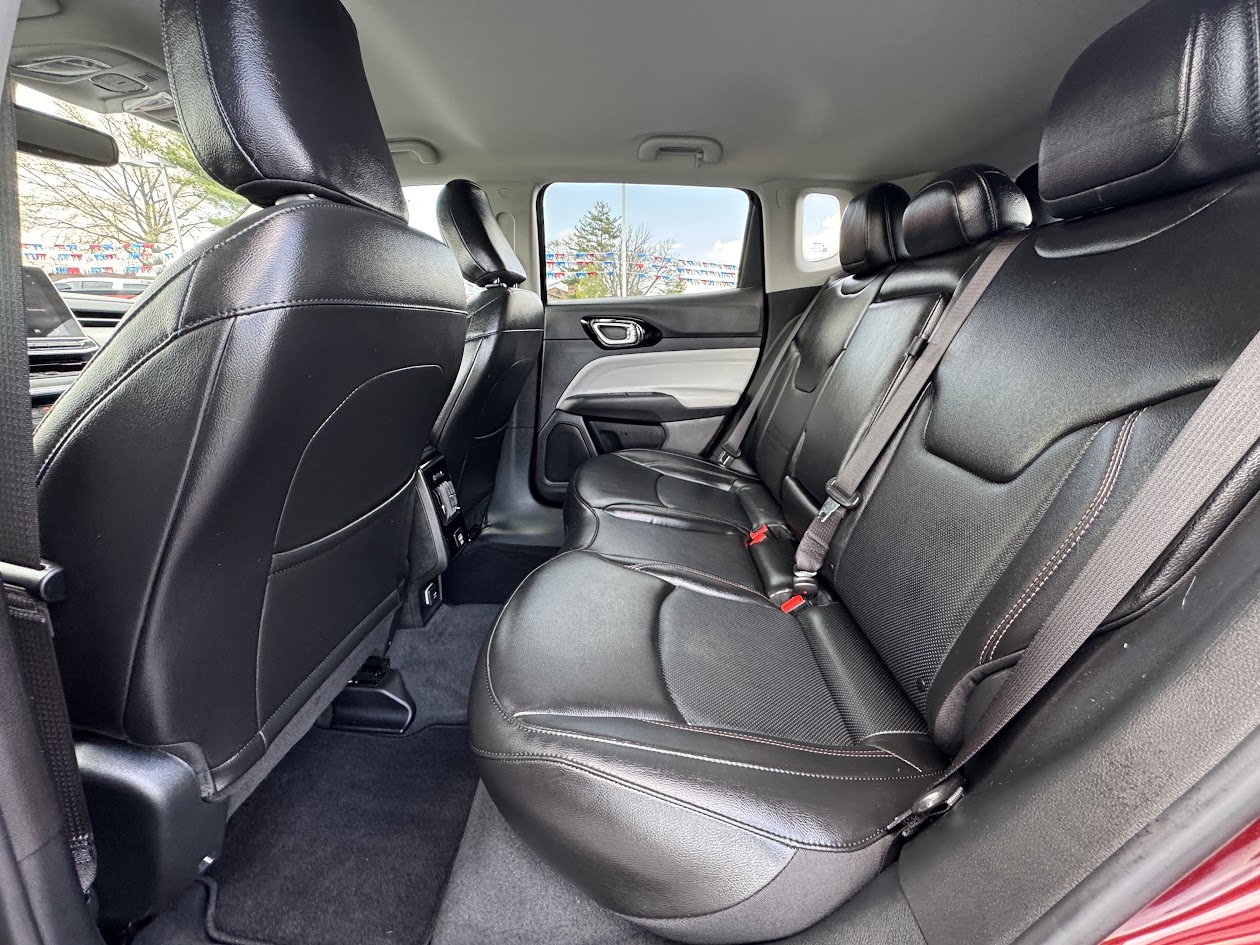 2022 Jeep Compass Vehicle Photo in BOONVILLE, IN 47601-9633