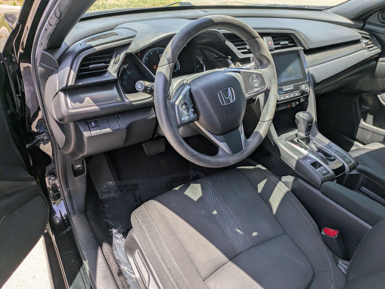 2018 Honda Civic Hatchback Vehicle Photo in Jacksonville, FL 32256