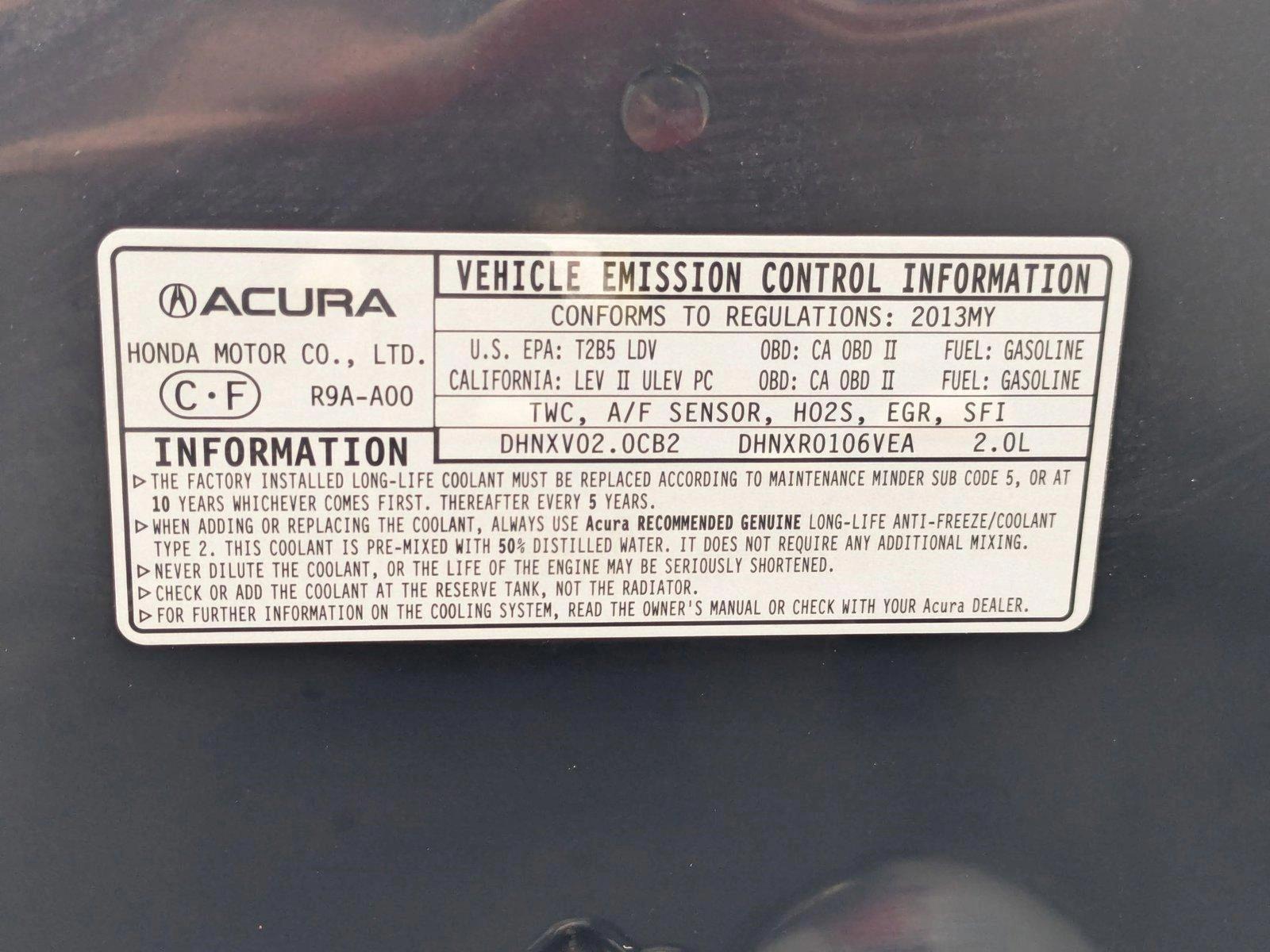 2013 Acura ILX Vehicle Photo in VALENCIA, CA 91355-1705