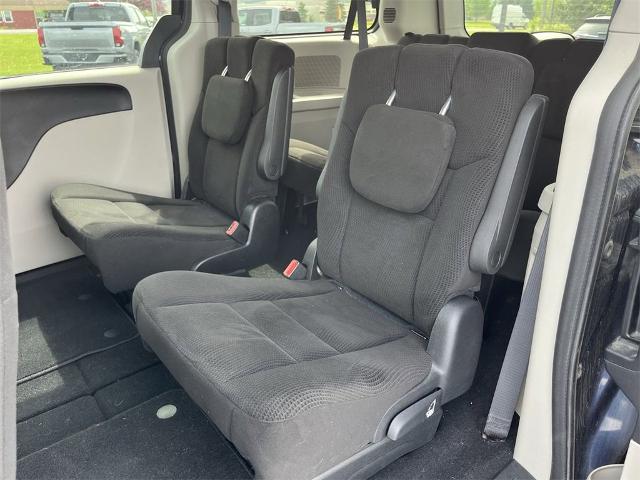2016 Dodge Grand Caravan Vehicle Photo in TULLY, NY 13159-3159