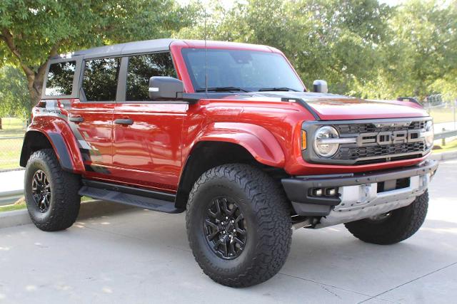 2023 Ford Bronco Vehicle Photo in HOUSTON, TX 77090
