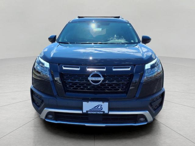 2025 Nissan Pathfinder Vehicle Photo in Oshkosh, WI 54904